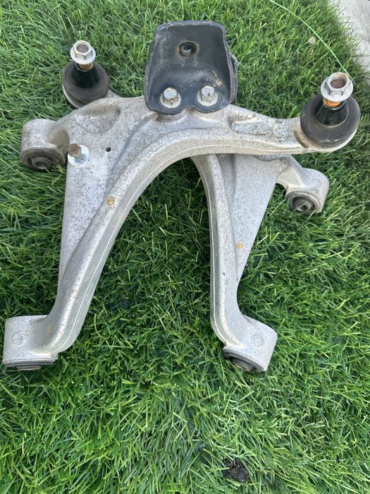 Рычаги подвески Teana J32