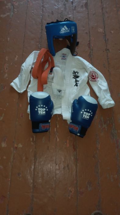 Продам кимано не дорого