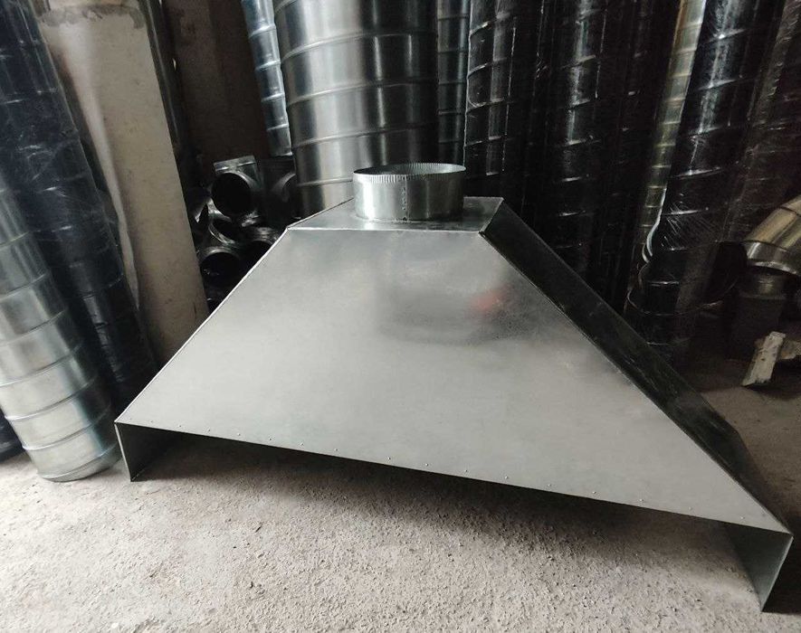 Вытяжной зонт из оцинкованной стали