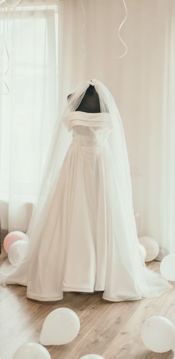 Vand rochie de mireasa