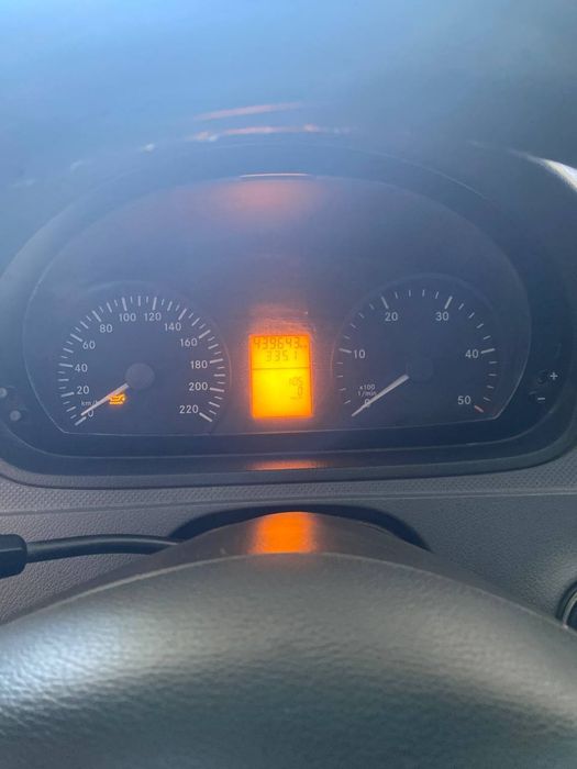 Mercedes benz vito