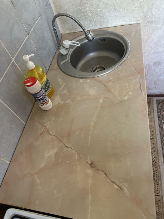 Продаю Кухонный гарнитур