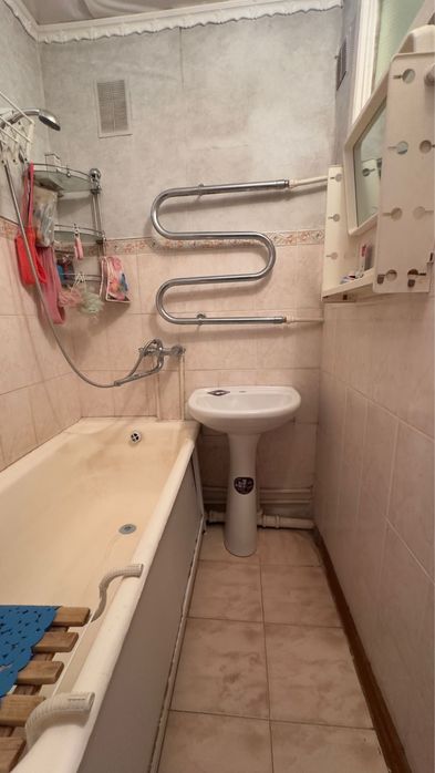 Продается 2 х комнатная квартира