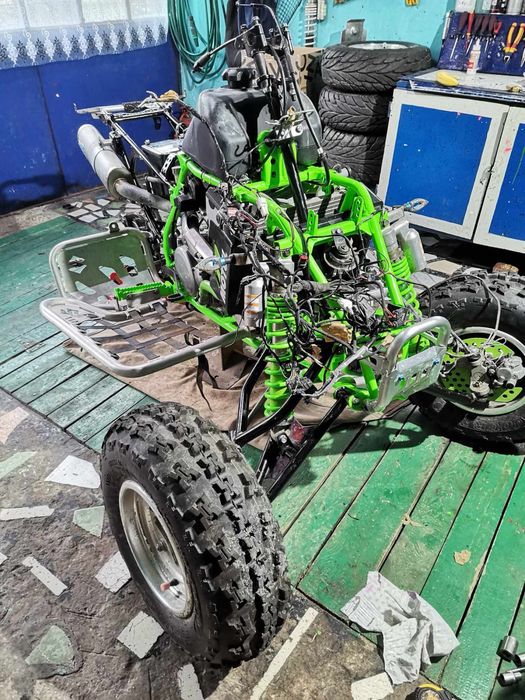 Suzuki LTZ 400