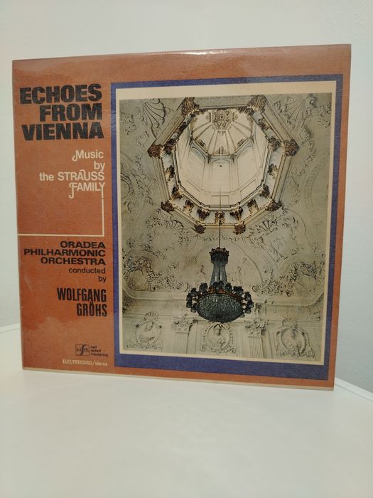Disc de vinil (LP) cu albumul „Echoes From Vienna – Music by the Strauss Family”