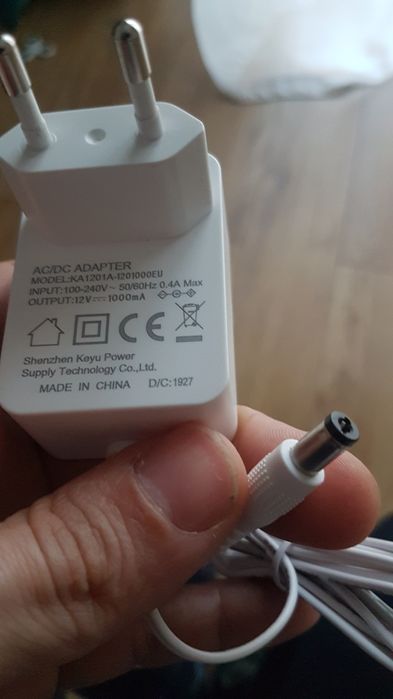 Alimentator nou DC 12V - 1000mA