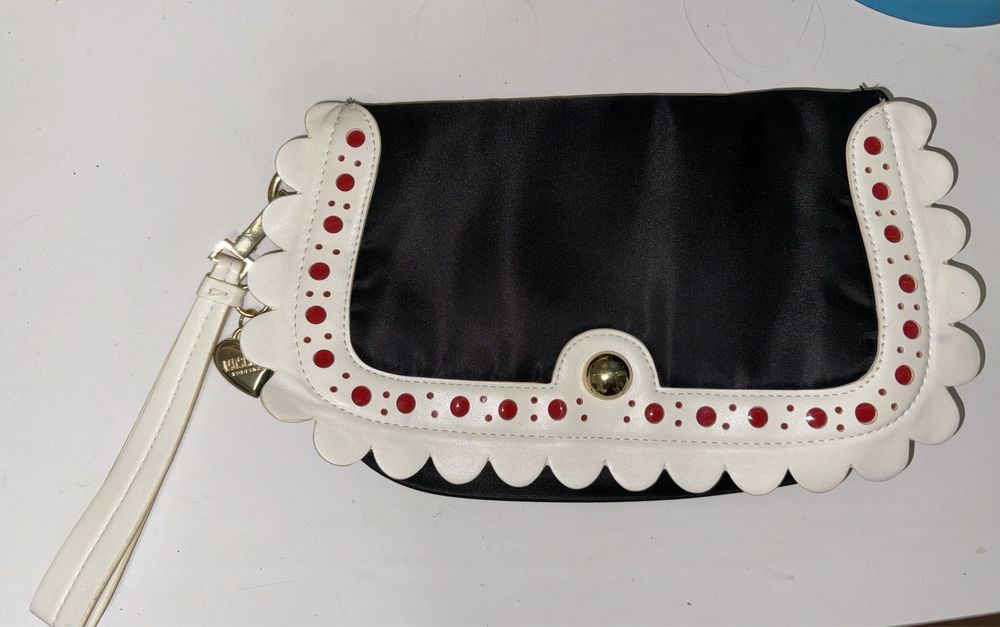 Moschino Woman (Make up) bag