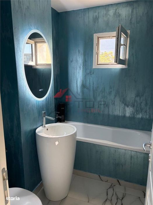 Etaj 2 - Alexandru - Chimicale, 3 camere decomandat model mare cu geam
