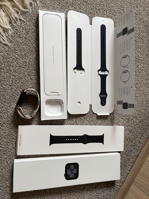 Apple watch SE (2nd generation) 44mm