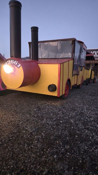 Vând trenuleț agrement