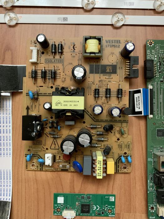 Vestel placă bază 17MB211S sursă 17IPS12 TV smart ansamblu complet