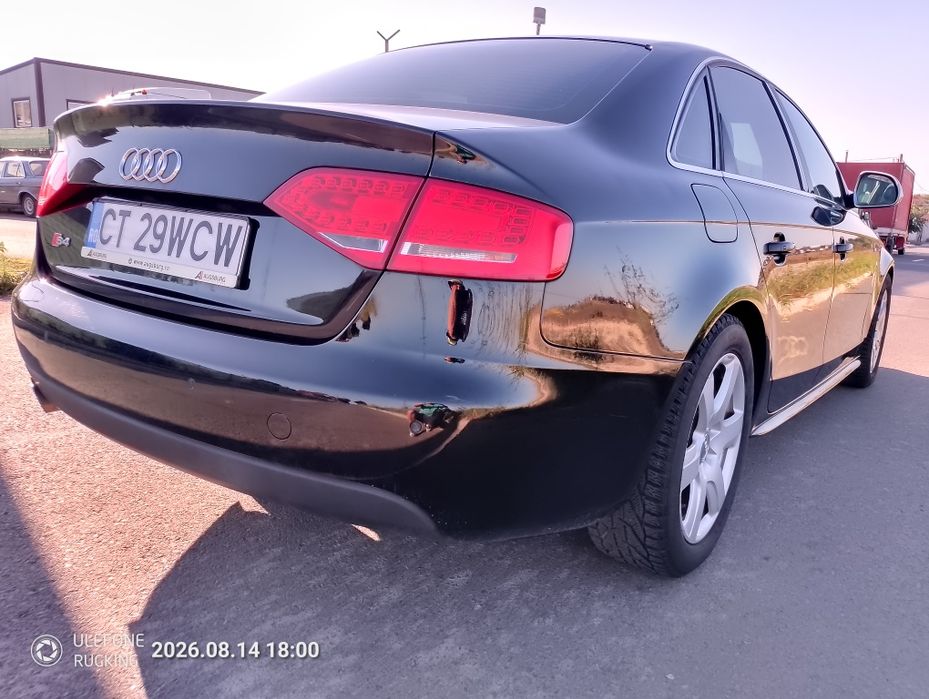 Audi A4 limuzina