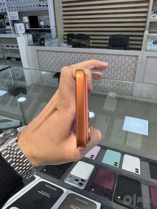 17 Pro Max 256 orange sim
