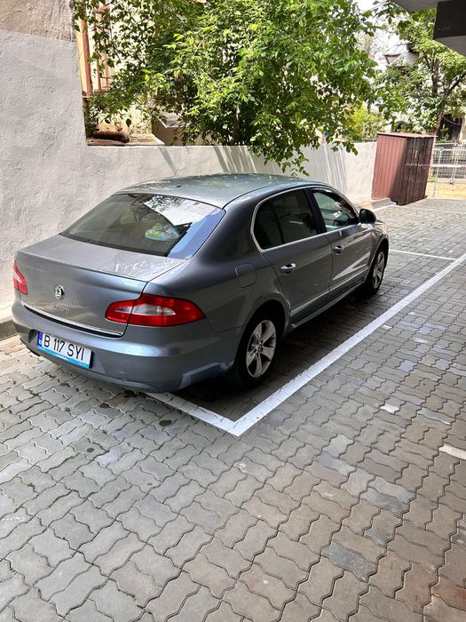 Vand Skoda Superb 2011