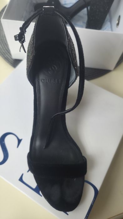 Официални обувки