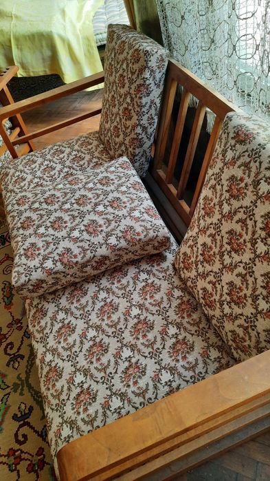 Канапе и два фотьойла комплект или поотделно