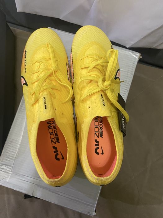 Футбольные бутсы Nike Air Zoom