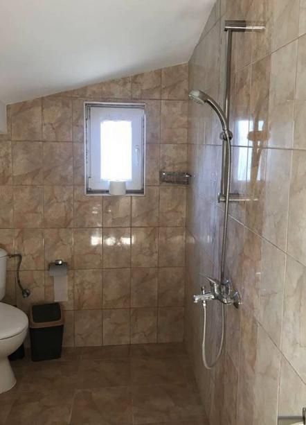 Дава се под наем Тристаен апартамент в Пловдив, Кършияка - 100 кв.м за 215 € - Снимка #5