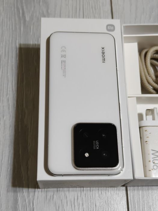 Xiaomi 14 512 gb Ram 16 5G