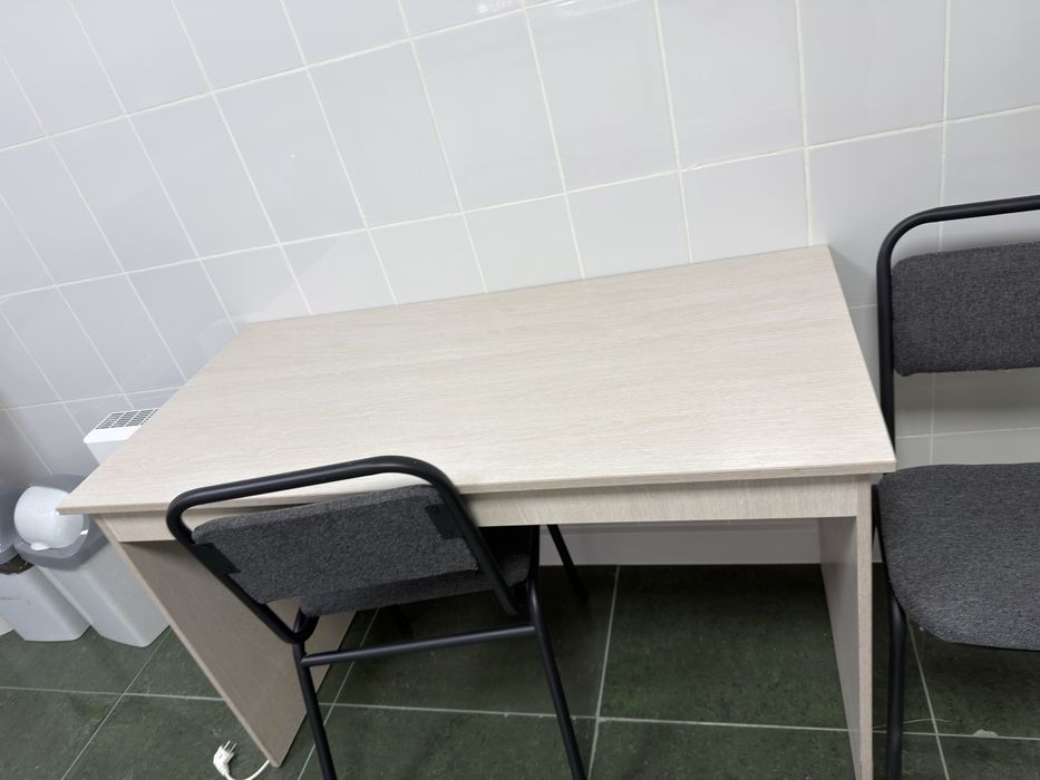 Продам офисные столы в хорошем качестве