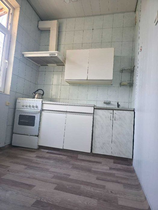 БИЙ, Художников! , 2/3/5, 46 м2, вторая линия