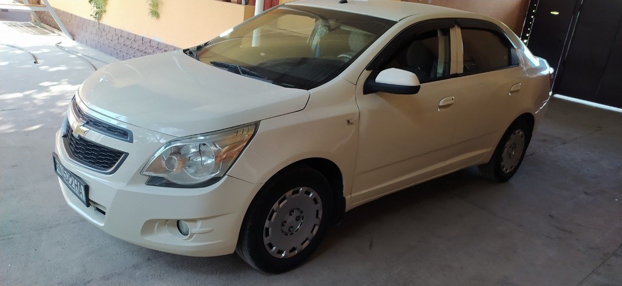 Chevrolet Cobalt 2012 расход