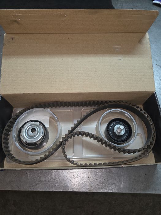 Грм б/у Ваз 16 кл