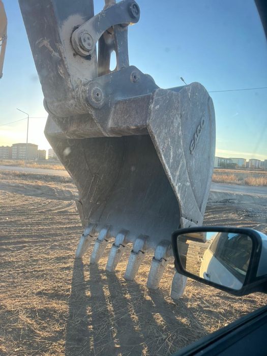 Услуги экскаваторов