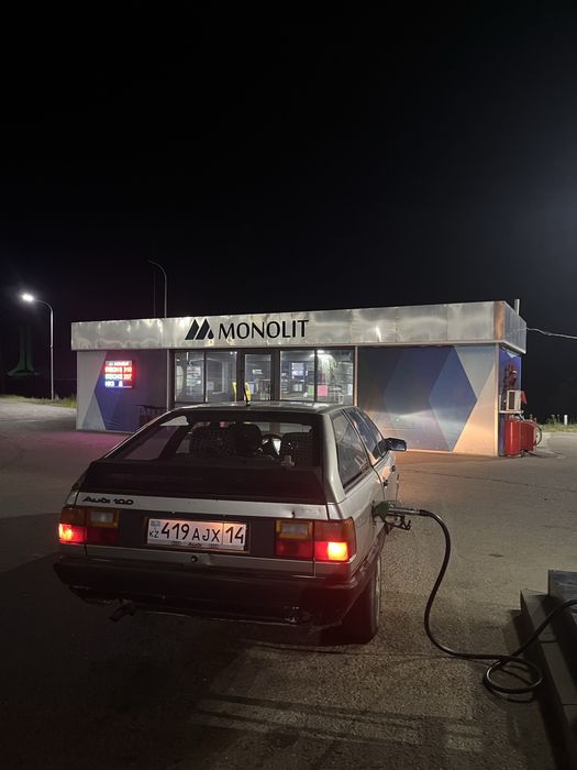 Продам Ауди 100 С3 универсал