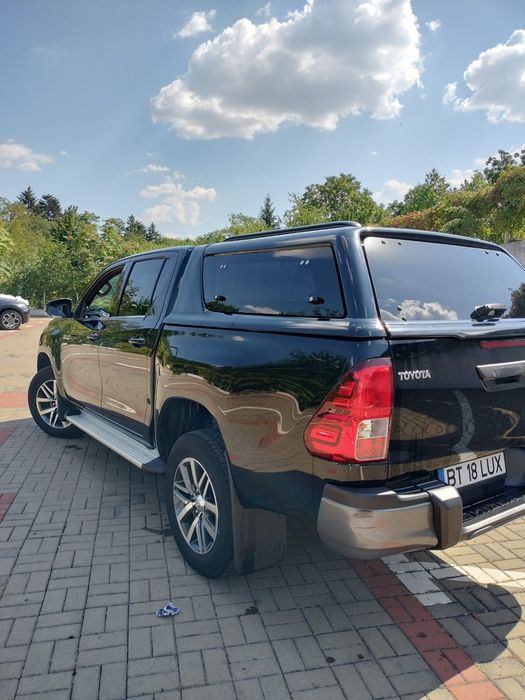 Proprietar, vând Toyota Hilux 2020 km reali 19550