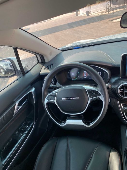 Продаётся  новый Beijing EU5 (без пробег)