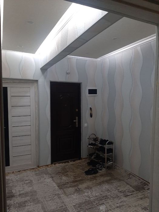 Продаю 4 ком Тузел 3 ком разделние