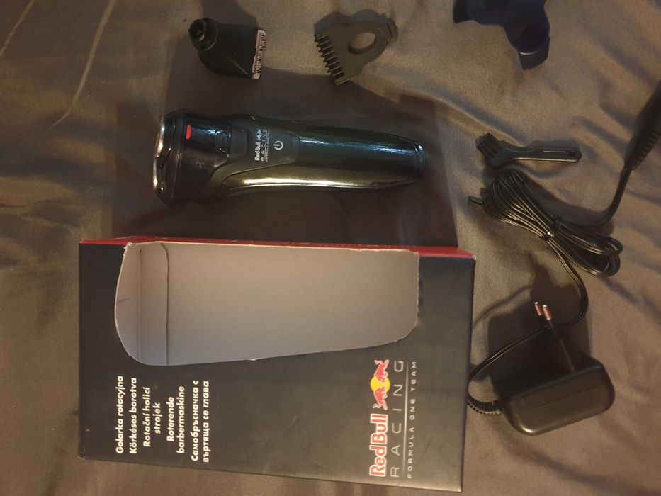 Самобръсначка Red Bull Rasing