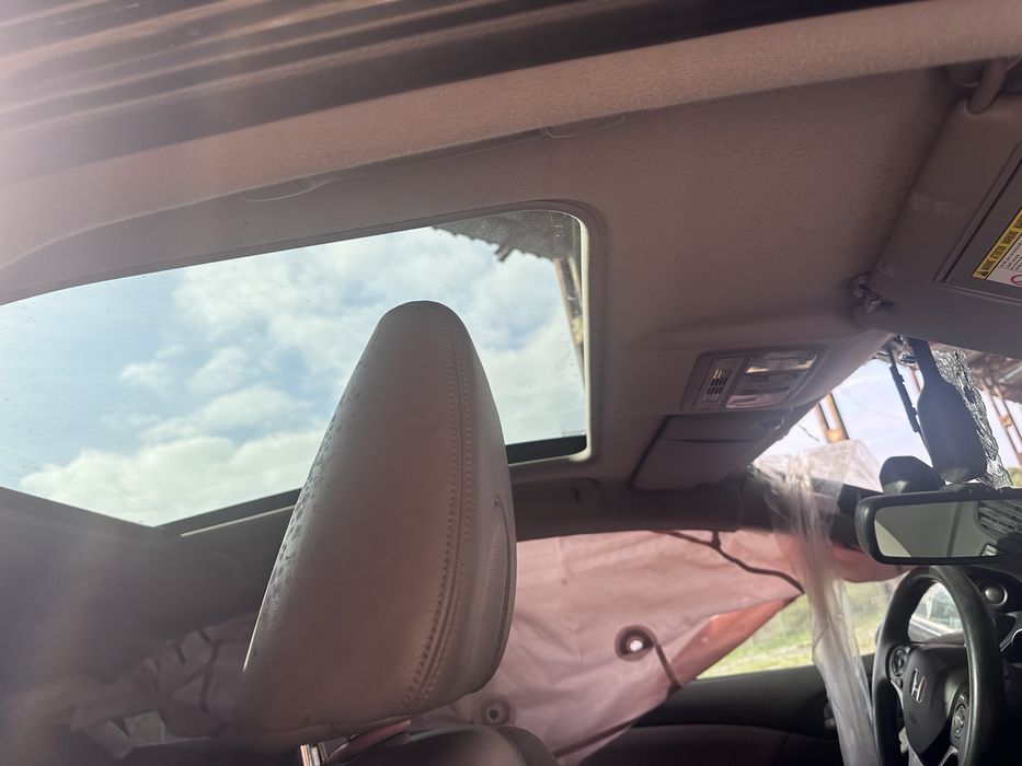 Honda Civic 9  2.2cdti На части