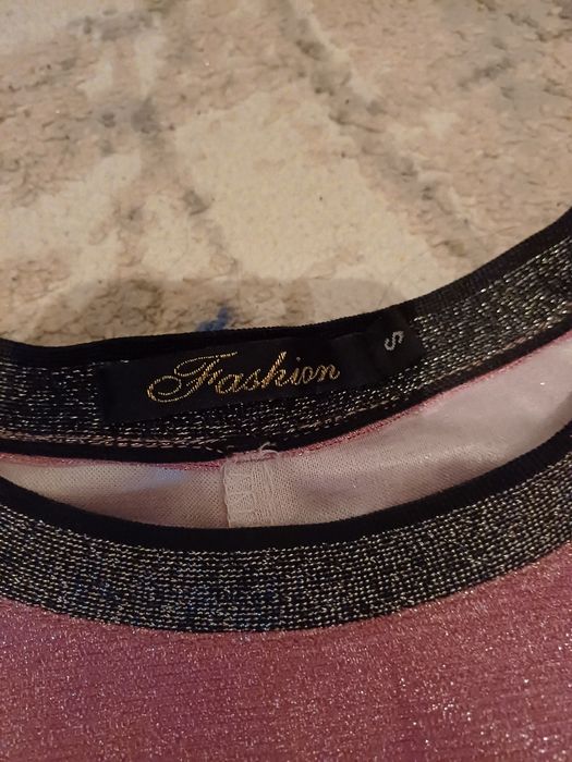 Продам кастюм двойка для девочку размер 40-42-44