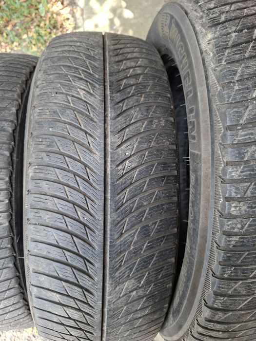 Продам шины 255/60/20 мишелин