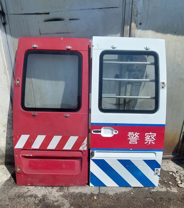 Двери Мерседес спринтер