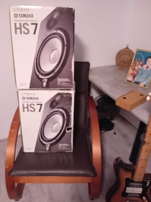 Vând Monitoare Yamaha hs7 impecabile