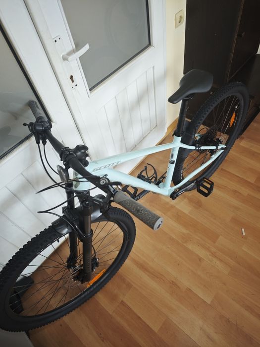 Bicicleta mtb Scott Scale 29 Rock Shox