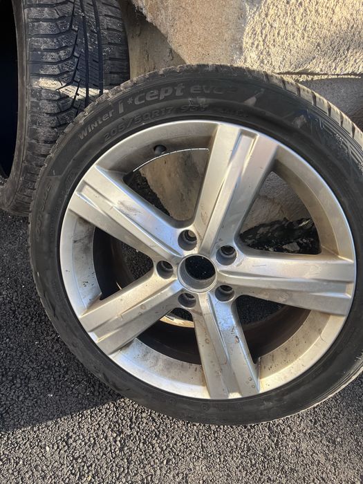 Cauciucuri iarna hankook r17