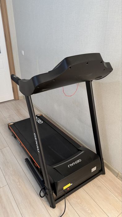 Беговая дорожка Genau TR50