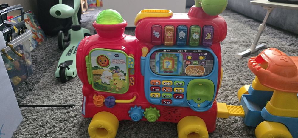Tren jucatie funcțional cu toate piesele