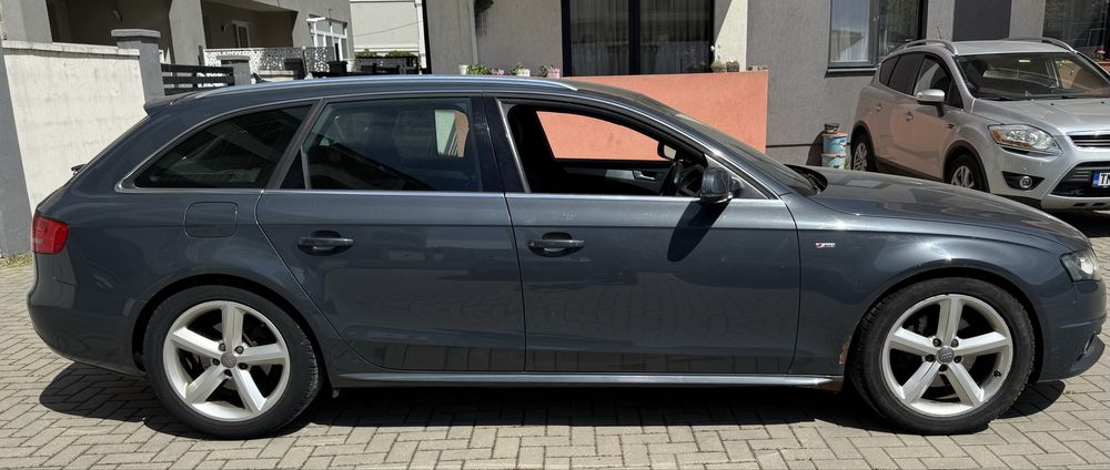 Dezmembrez audi a4 b8 sline 2.0 tdi caga automat