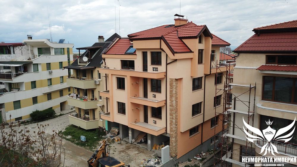 Продавам нов тристаен 91кв. ет. 3 в гр.Асеновград, кв.Стадиона