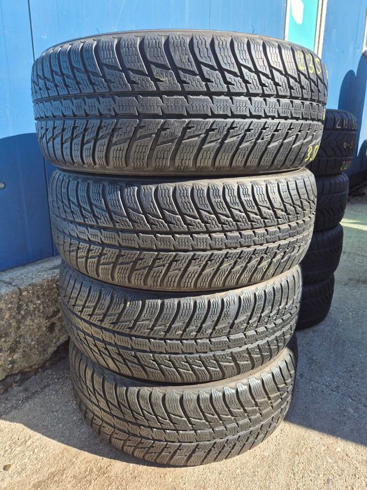 Anvelope M+S - 235/60/17 - NOKIAN - CA NOI - DOT 2014 !