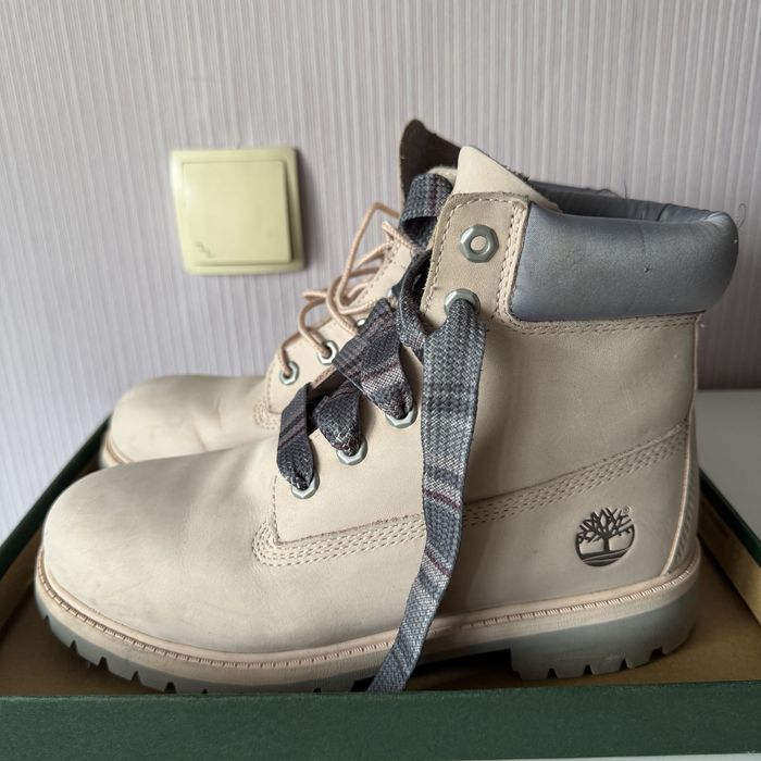 Боти Timberland с два вида връзки