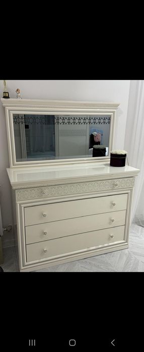 Премиальный спальный гарнитур