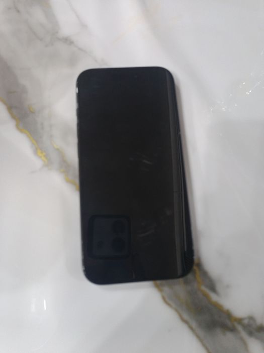 Продам айфон 15