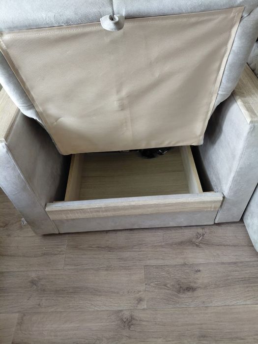 Продам новое кресло