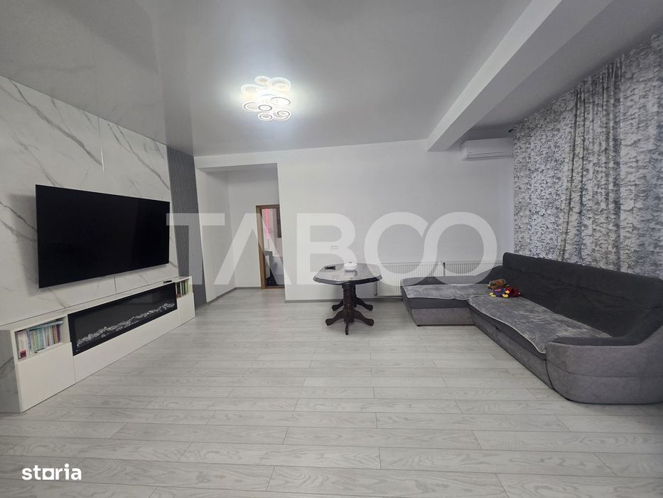 Apartament 2 camere de vanzare 54mpu cu 2 balcoane zona Selimbar Sibiu — fotografia 2
